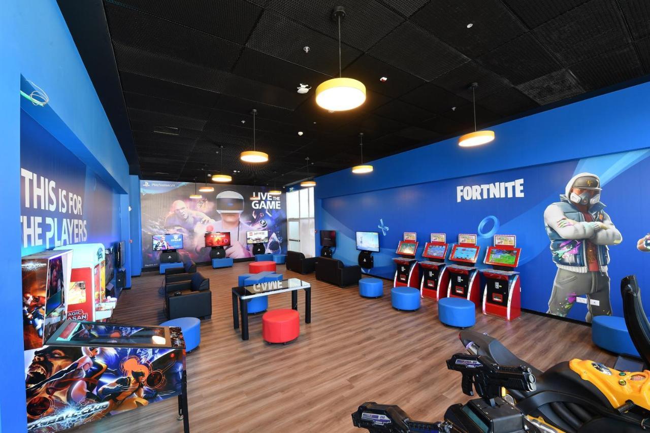 Vert Hotel Eilat By Afi Hotels 외부 사진 GameStop store interior